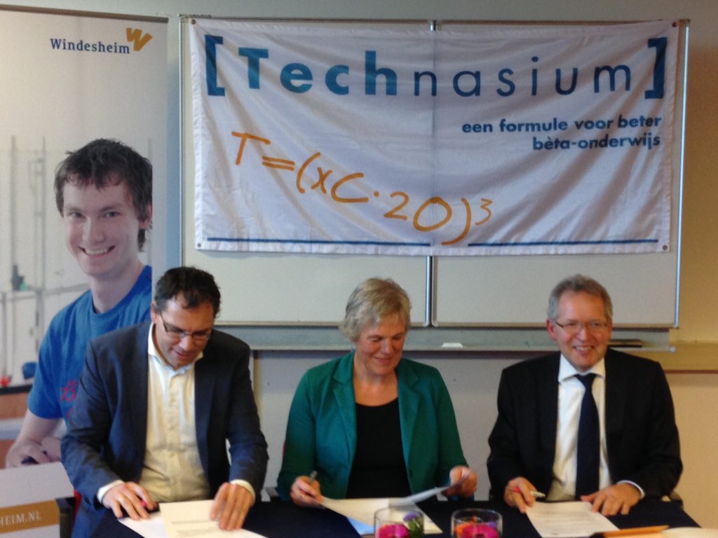 Het is zover ! Windesheim en drie netwerken Technasia tekenen het convenant !