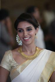 I wishing you very Happy Birthday
# Asin Thottumkal Mom.
# jai hind....................................... 