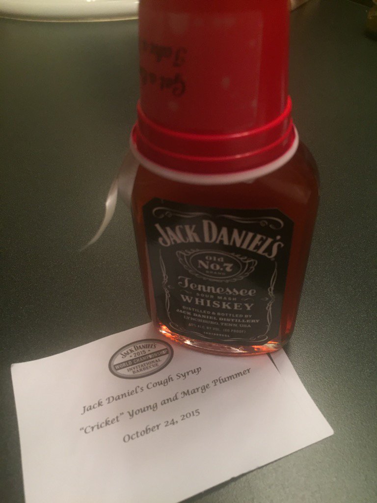 PaniniPete's tweet photo. Thanks Marge & Cricket! Great 2B at #TheJack2015 #KCBS great 2B at your table! https://t.co/EnEAepL013