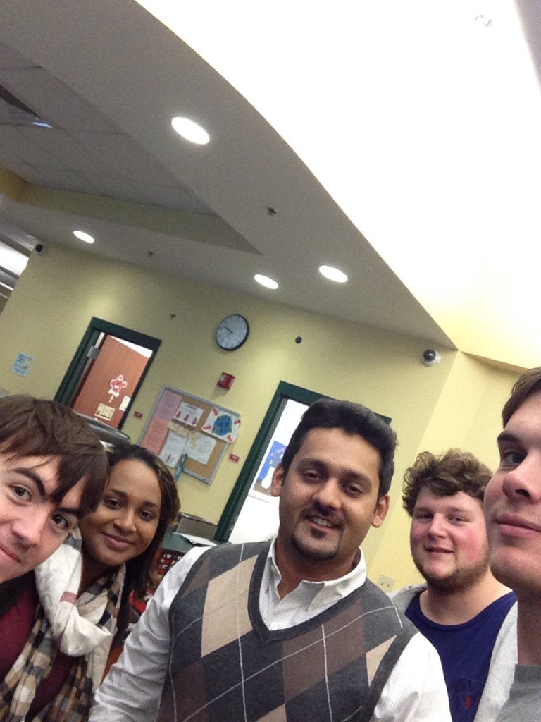 charming_kalyn's tweet photo. @WKUGriseHall team Glenn #1020hunt https://t.co/B91RcaDr1s