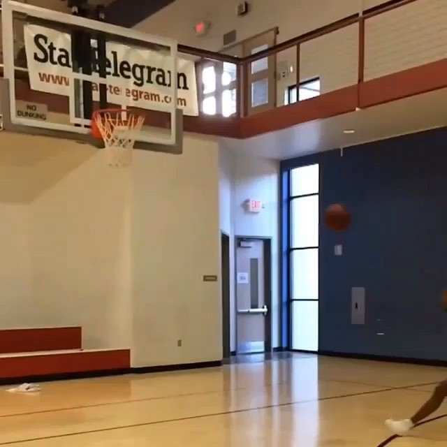 LostBorough914's tweet photo. #Grind14Basketball #RiseAndGoGetiT #GrindCounty #GrindForever 🏀#914 's #YoungAndFocused https://t.co/Vg2ls2fkqD https://t.co/j8agJzh8Cy