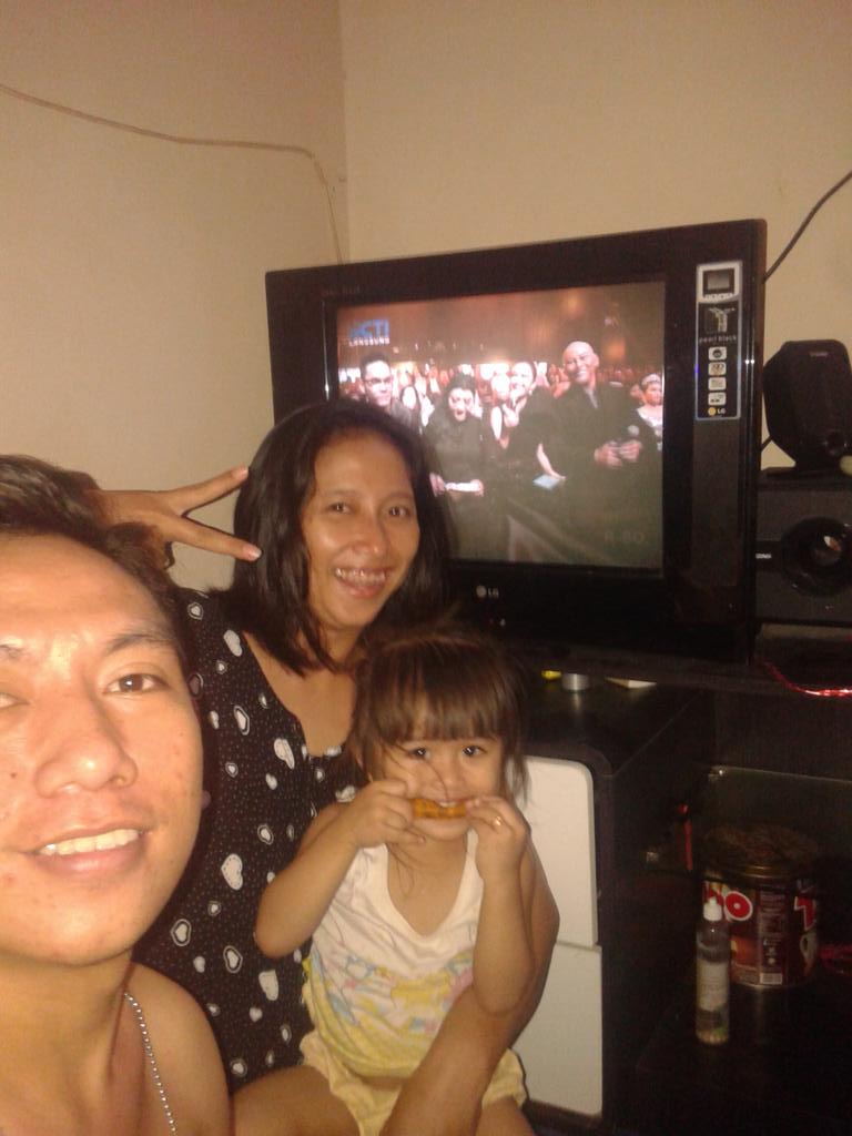 wandy17_'s tweet photo. Sukses buat silet awards berjayalah terus didunia infotaiment. @OfficialRCTI #SelfieTersilet #SILETAWARDS2015 https://t.co/eGSoxjJLDR