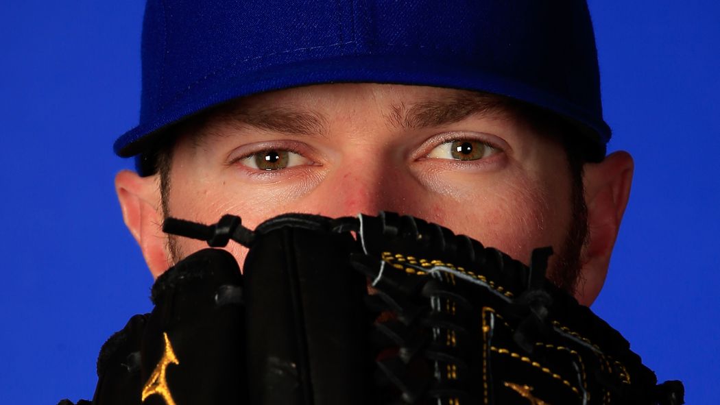 royalsreview tweet picture