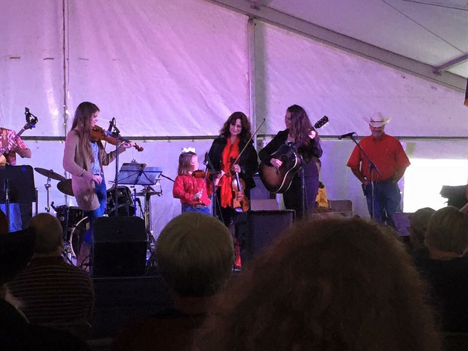 Vals_Music's tweet photo. Here are some photos from the 2015 Red Steagall Fiddle Contest! https://t.co/nEVnPv5ceU