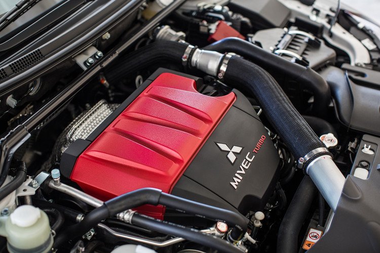 Planet__Mitsu's tweet photo. Performance. #Mitsubishi #Lancer https://t.co/mfCWYsDJk5