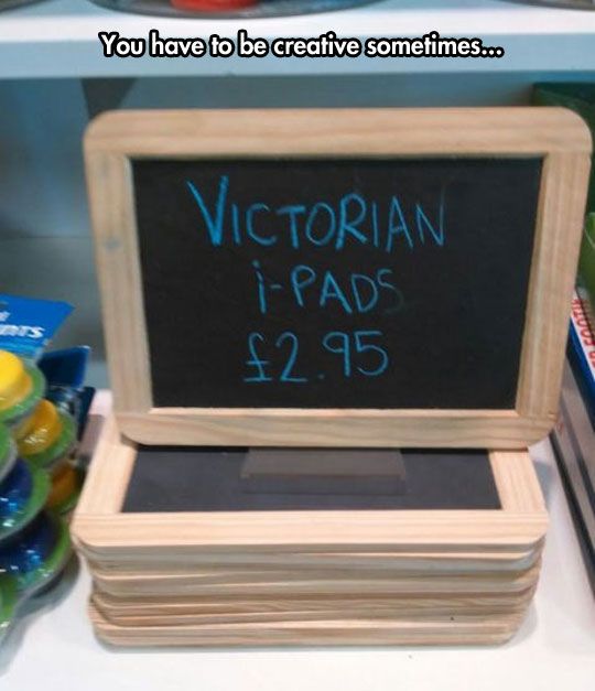 GiraffeSM's tweet photo. Well that's one way to market your chalkboards! #DigitalHumour | Naomi https://t.co/lCZ0SnB7tb