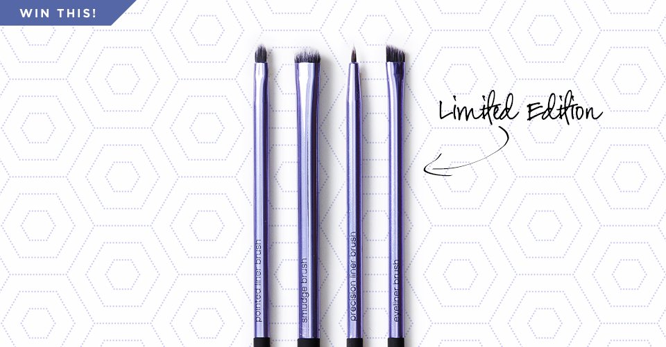 realtechniques's tweet photo. 4 brushes are always better than 1. Especially when it's our #BrushoftheWeek: https://t.co/aDxqTrOfmB https://t.co/P0apagsWol