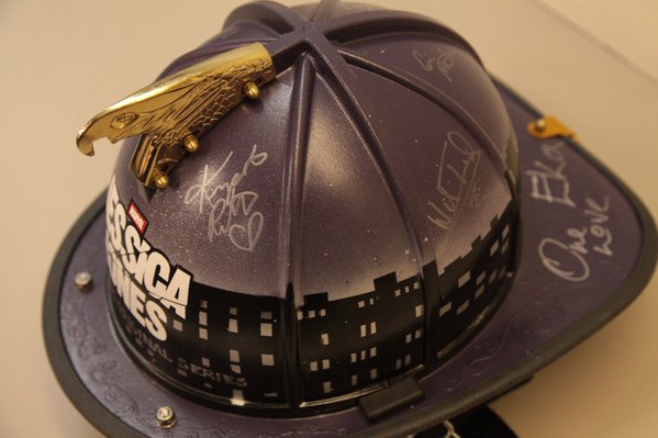 NY_Comic_Con's tweet photo. Bidding ENDS TODAY! This is the @FDNY @Marvel @JessicaJones Helmet! It's signed by the cast! https://t.co/PFY1jAq4xd https://t.co/pgkvQFnaZD