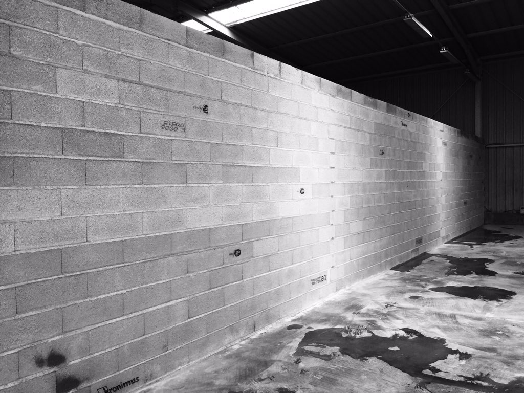 ONKOL_BTP's tweet photo. Murs en anglos creux. #metz #luxembourg #construction https://t.co/soqVN0gjzn