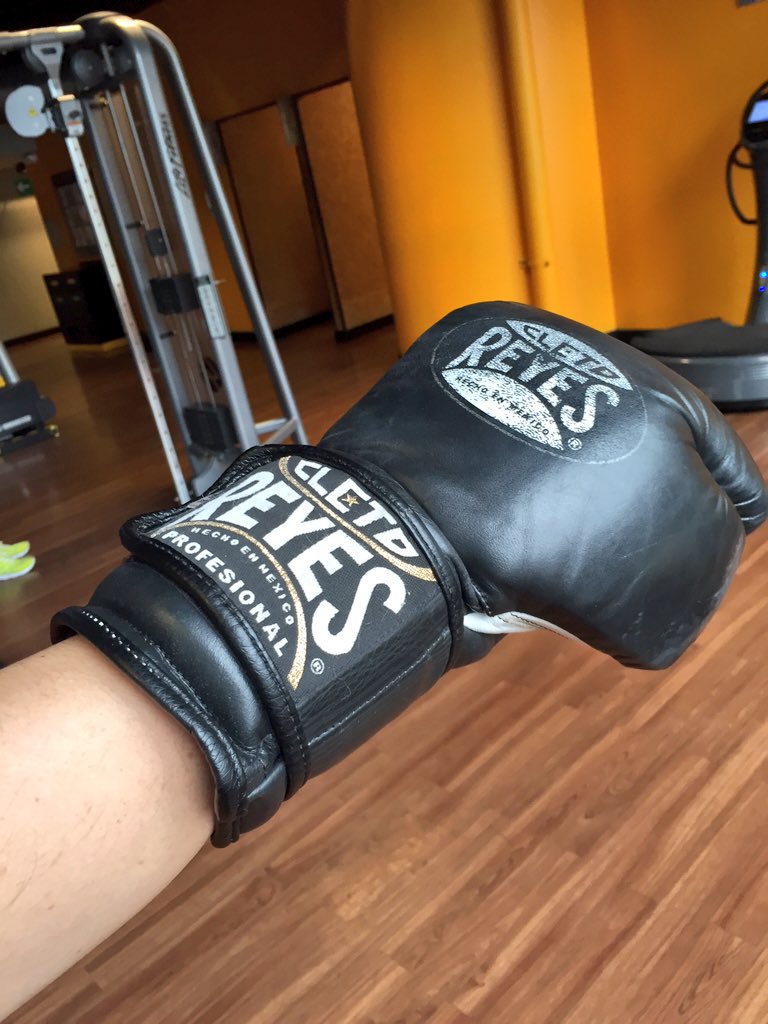 Raul_Roma's tweet photo. Me sigue haciendo falta ver más #Boxtime https://t.co/UHt6gJFn5A