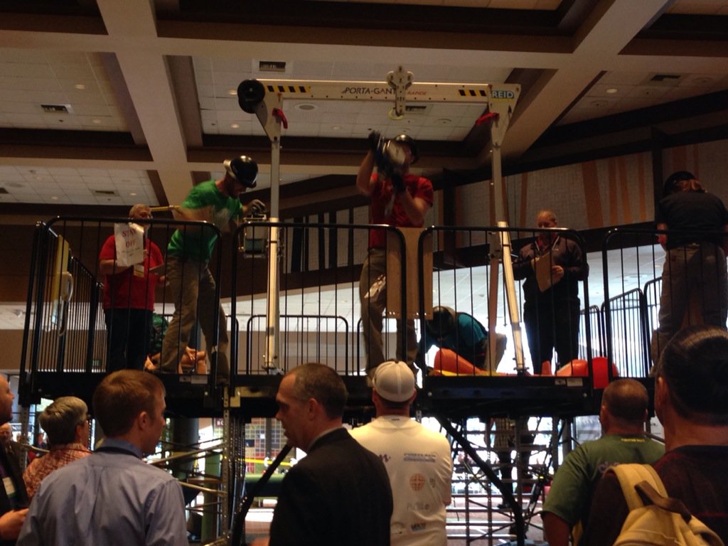 CandiceAuYeung's tweet photo. #opschallenge2015 #PNCWA2015 workin' hard... https://t.co/PIgK0cfoOi