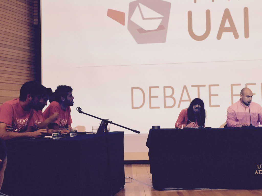 Construye_UAI's tweet photo. #debatefeuai ⚡️⚡️⚡️ acérquense a escuchar AUDITORIO-A 
@Construye_UAI @emergeUAI
#construyeUAI con todo✊🏼👊🏼 ✊🏼👊🏼✊🏼👊🏼 https://t.co/oVJGx2SDVX
