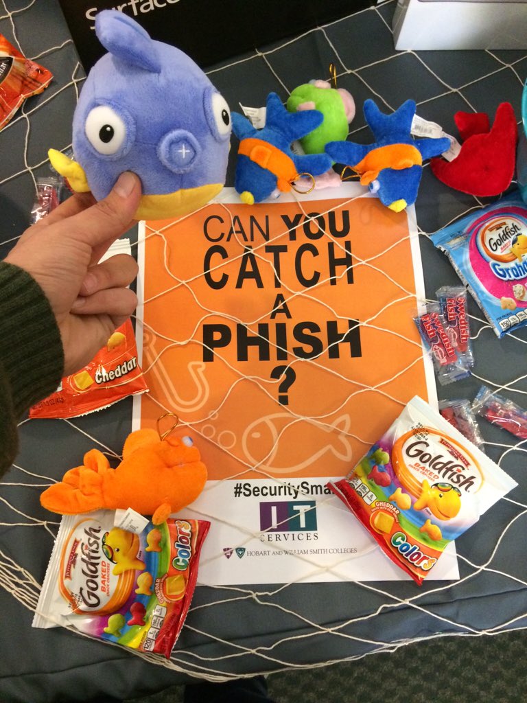 HWSColleges's tweet photo. Head over to Scandling Center for a chance to win prizes from IT Services! #securitysmart https://t.co/V6SwDKQ84m