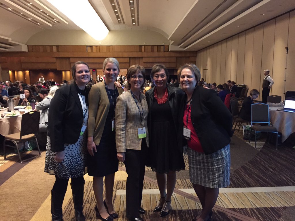 Deanglazeruc's tweet photo. @UCnursing Jonas Scholars making us proud #jonasScholar #AACNFall15 https://t.co/tP9EjPBYBw