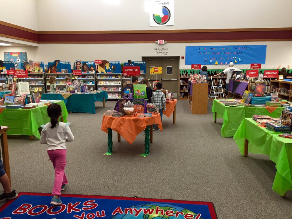 BrandiRPierce's tweet photo. It's my favorite week of the semester...Book Fair!!! #get2ccm #loveourlibrary https://t.co/5mTx0S5HJF