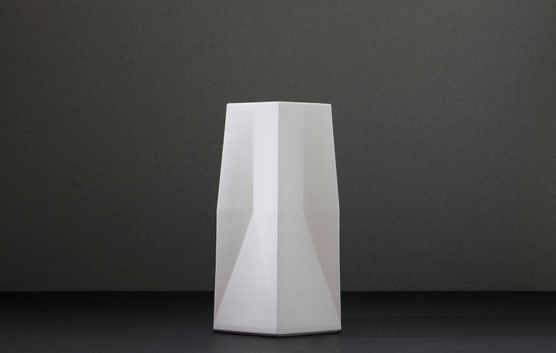 vesselltd's tweet photo. One sharp looking vase. https://t.co/kjq1bthBRj #FortStandard #Design #flowers https://t.co/VQ8riIQ4fA
