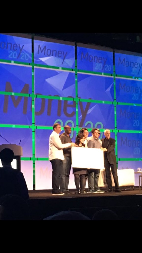 MessiahJacobs's tweet image. Have a #GREAT team! Feels good to be a #winner! #hackathon #startuplife #MasterCard #money2020 #Vegas #startupgrind