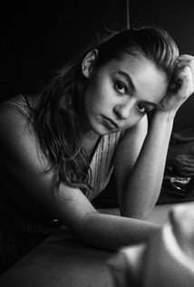 Happy Birthday to Morgan Saylor (21) 