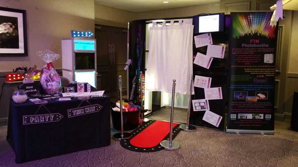 FtmPhotobooths's tweet image. Had great fun @thebelfryhotel yesterday met some beautiful brides xxx #photobooth  #weddinghour