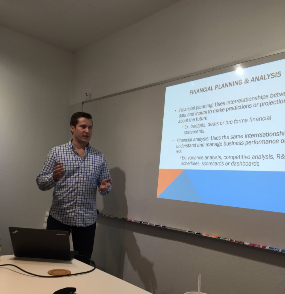 ScaleTalks's tweet image. Now we chat FP&amp;amp;A. Can&apos;t wait to see what @BassBauman is going to school us on!