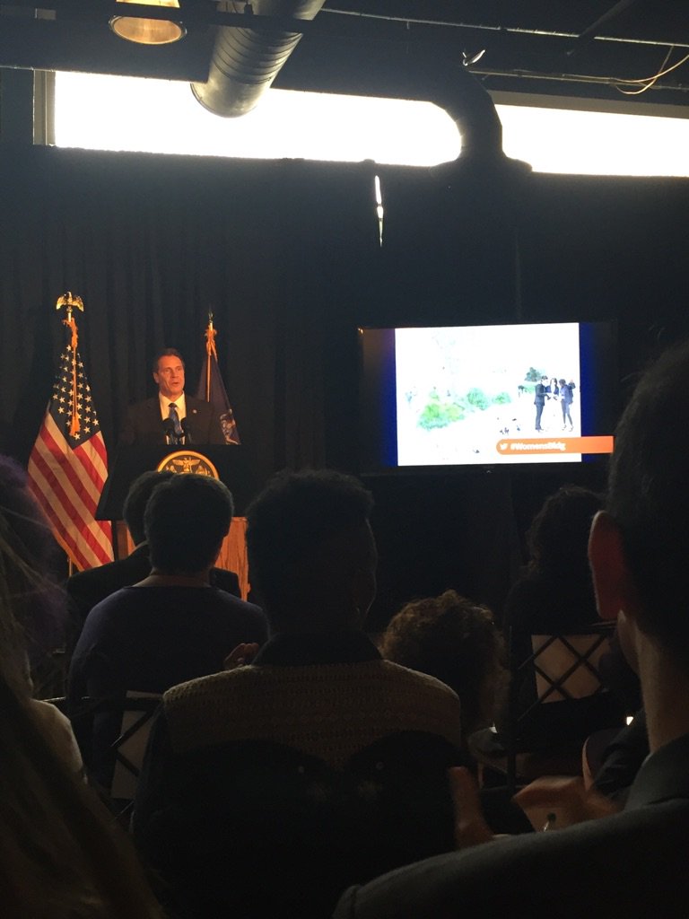CCF_WISH's tweet photo. .@NYGovCuomo stresses need for #cjreform-- need to keep people out with alternatives, reentry programs. #womensbldg https://t.co/YdfxdhxcQp