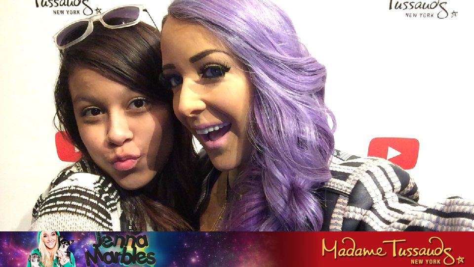 JennaMarblesMT's tweet photo. Hey there, friendship! Check out our new selfie from Madame Tussauds NY. https://t.co/wynkGZe6zI