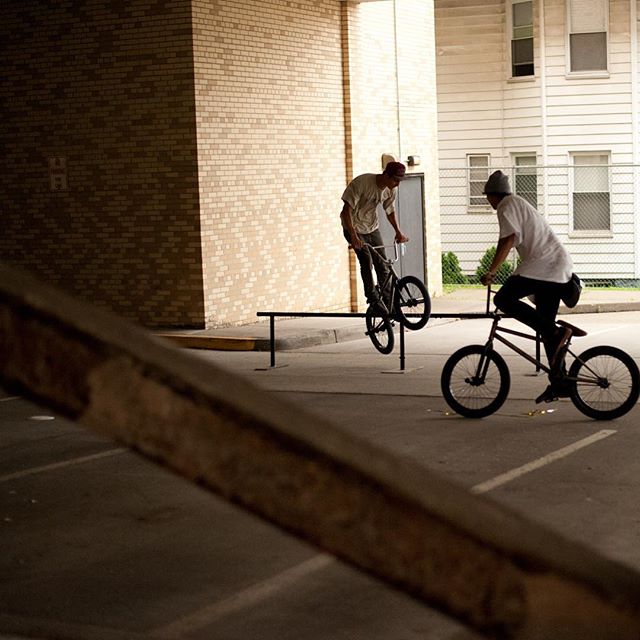 Oscar Ruiz with a quick crank arm at our Jersey street ride this summer! Photo: Nick Jones #Freedbikes