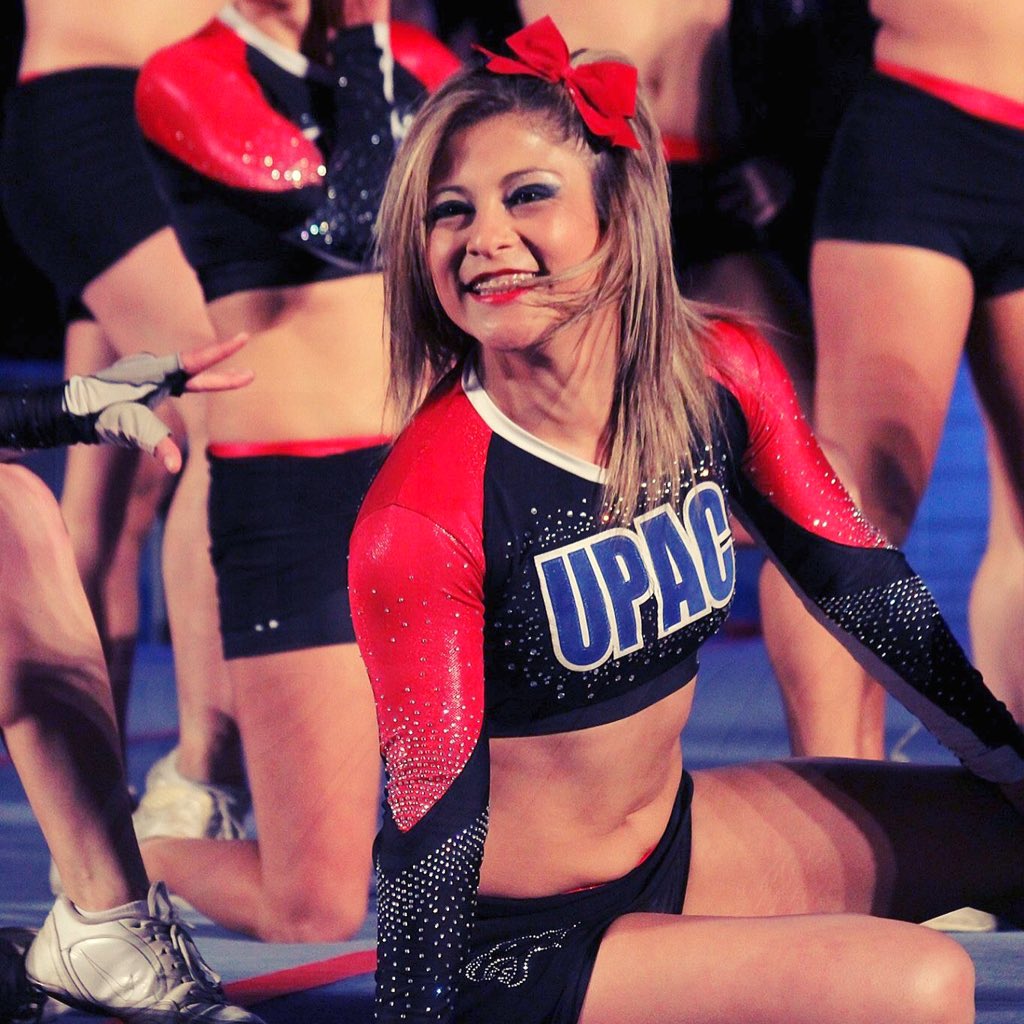 belencitaperry's tweet photo. Feliz a + no poder #upacallstars #roadtonationals #season2015 #F4WYL #TeamZC #ZapatillasCheer #kaepashoes  #BelenZc https://t.co/HFQSljxtnC