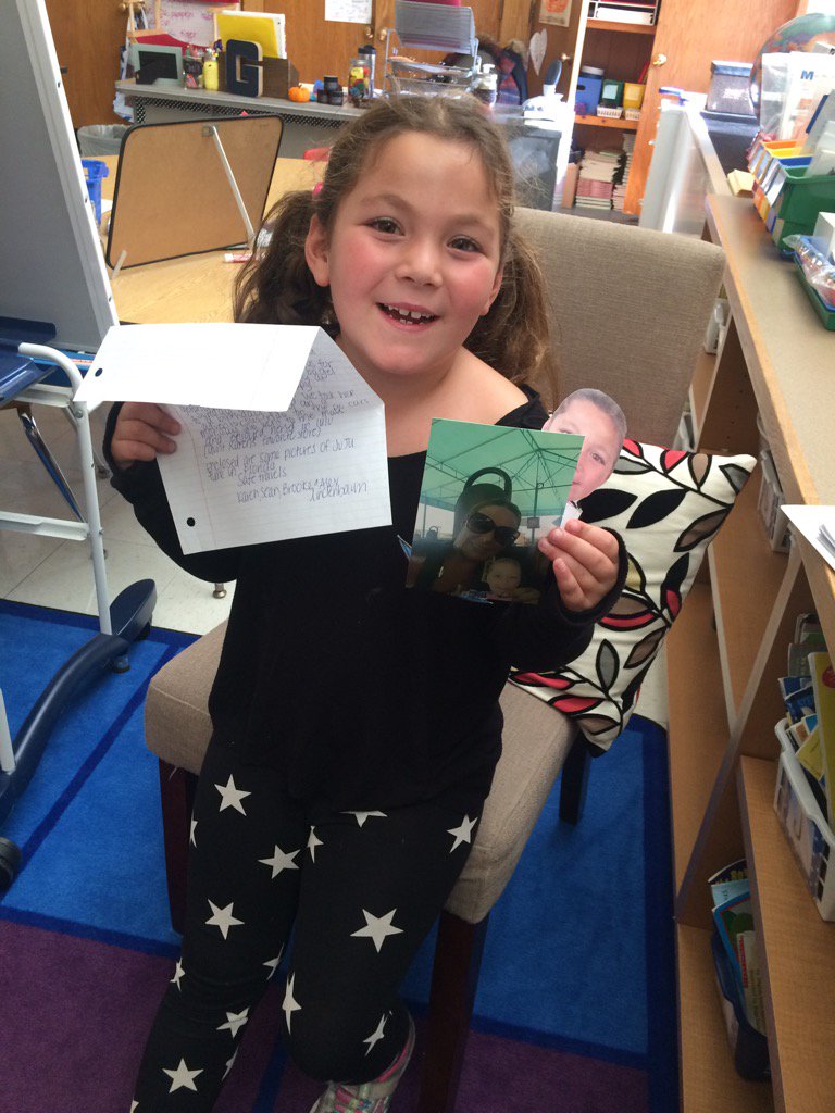 lgriffith20's tweet photo. Flat Stanley came from Florida!! @WPSCoolidge #2griffith https://t.co/jRQJjqCPbZ