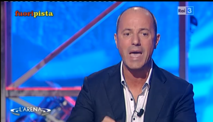 CapaGira's tweet photo. ##vittime #prezzolate
@BlobRai3 https://t.co/SxmAfmV2ub