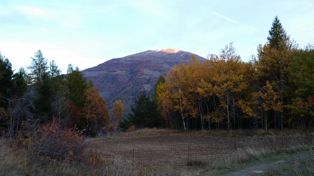 BorneyRenzo's tweet photo. Vista LA PIERRE. https://t.co/Un0GP7puDR