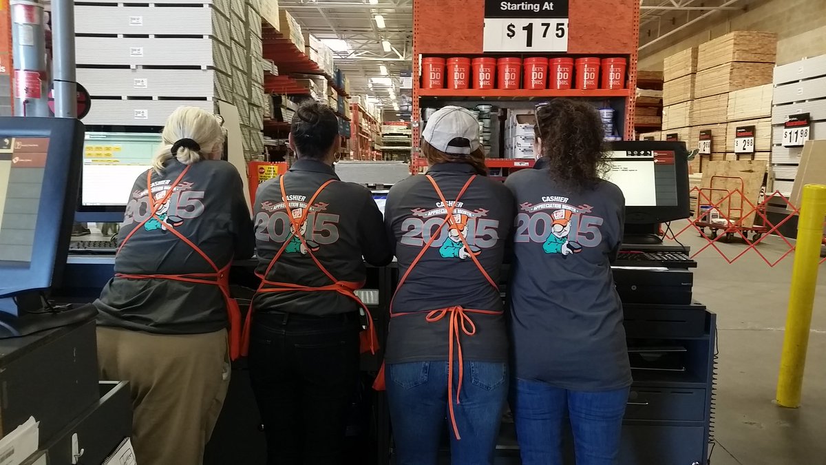 Sallypancotto's tweet photo. All Star Pro Cashiers.   Suzy, Vivian, Carla, Patty.  # CAM GOING STRONG!!!! https://t.co/gyvlbhCKzP
