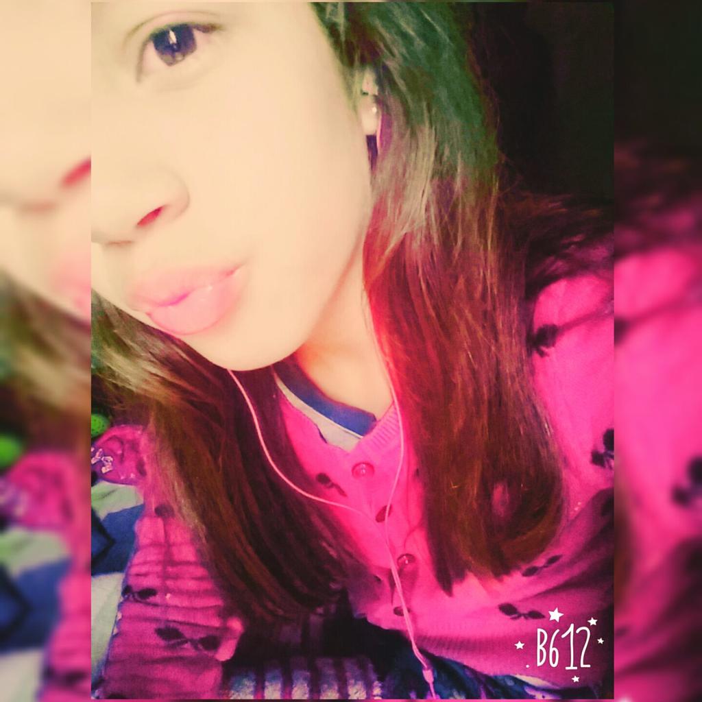 MSisoy's tweet photo. ❤❤Lo mas valioso no es lo que tengo sino a quien tengo ❤❤ #lunes_feliz https://t.co/1HDoTTtMaP