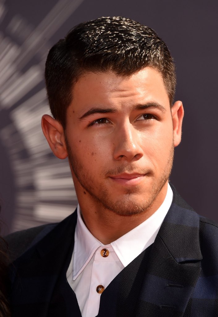 Daddyvsdaddyy's tweet photo. RT for Harry Styles

FAV for Nick Jonas https://t.co/3Js2H1twzB