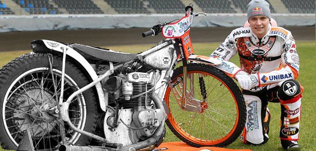 Happy Birthday to Emil Sayfutdinov. It looks like he\s got his machinery for 2016 sorted already. 