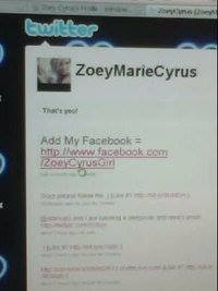 ZoeyMarieCyrus's tweet photo. throwback to old twitter cx https://t.co/5IMMUB9BFx