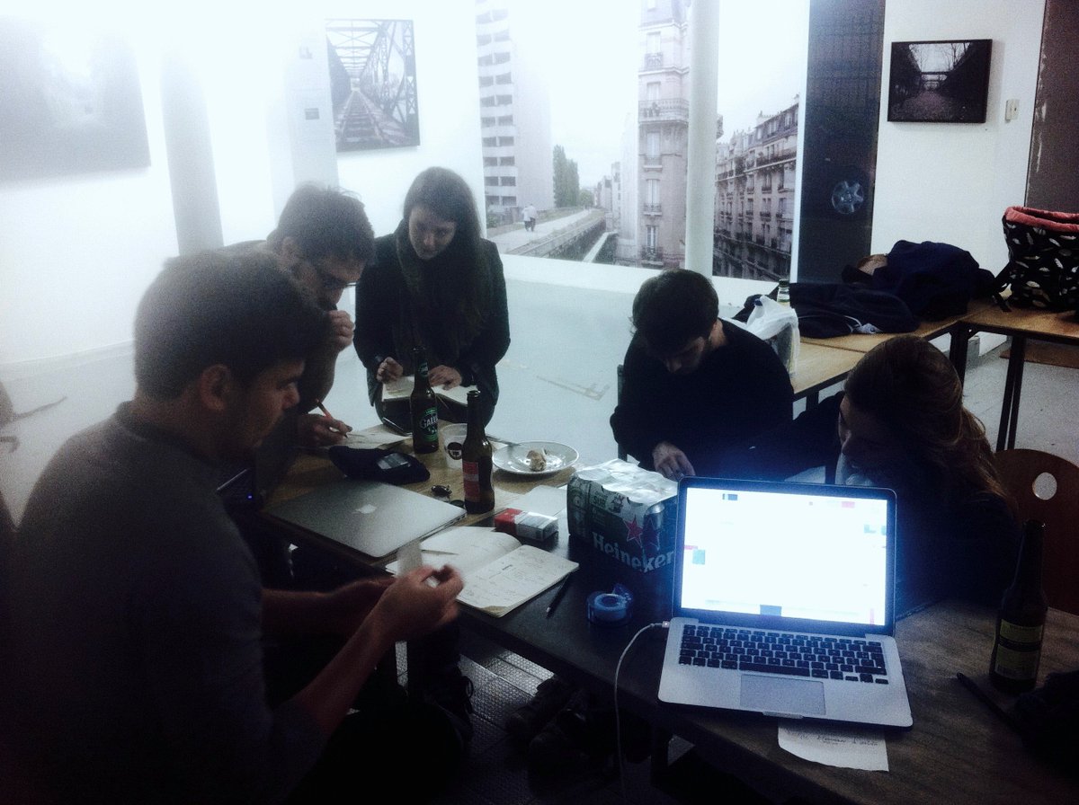 Gros brainstorming pour la team BLBC, en vue notre grand projet du printemps. On vous en dit plus très vite !