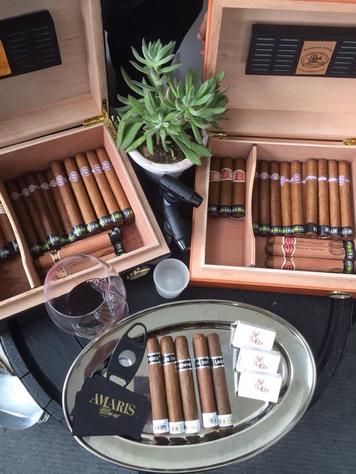AmarisLounge's tweet photo. Así se vivió nuestra participación este fin de semana en DE LA VIÑA A LA COPA. @delavinaalacopa.
@LosDonesCigars. https://t.co/nlcZ8kjs6a