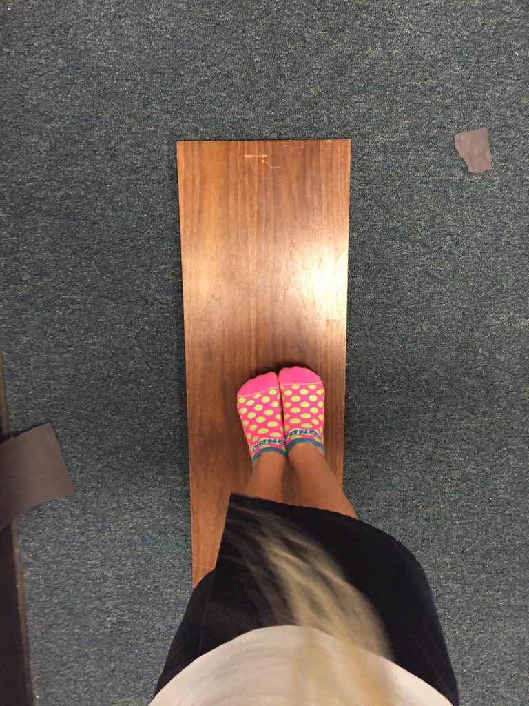 mrsgibo_MCS's tweet photo. This is happening: sock skating in 3G to demonstrate friction! #3G2016 #MCSK8 https://t.co/kcffkwOJeY