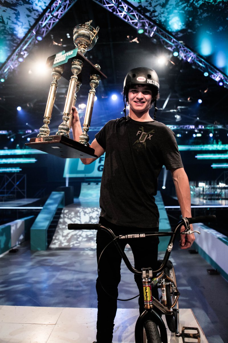 FreeStyleGames's tweet photo. #BMX-er Tom van den Bogaard is de #beste #freestyle #sporter van #Nederland! #TheFreestyleGames @OmroepBNN https://t.co/GQsECKyj8k