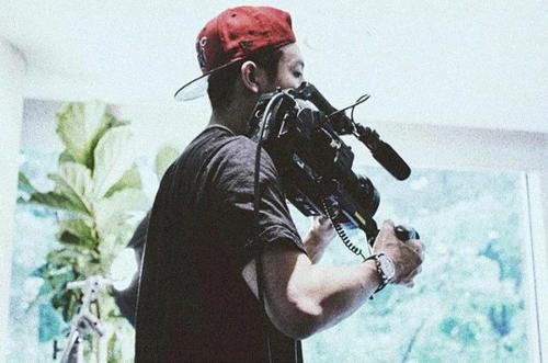 bangxbap's tweet photo. I love seeing him doing what he loves. I am so proud of be a fan of this incredible and talented man #dpregime https://t.co/idwQPBpLaR