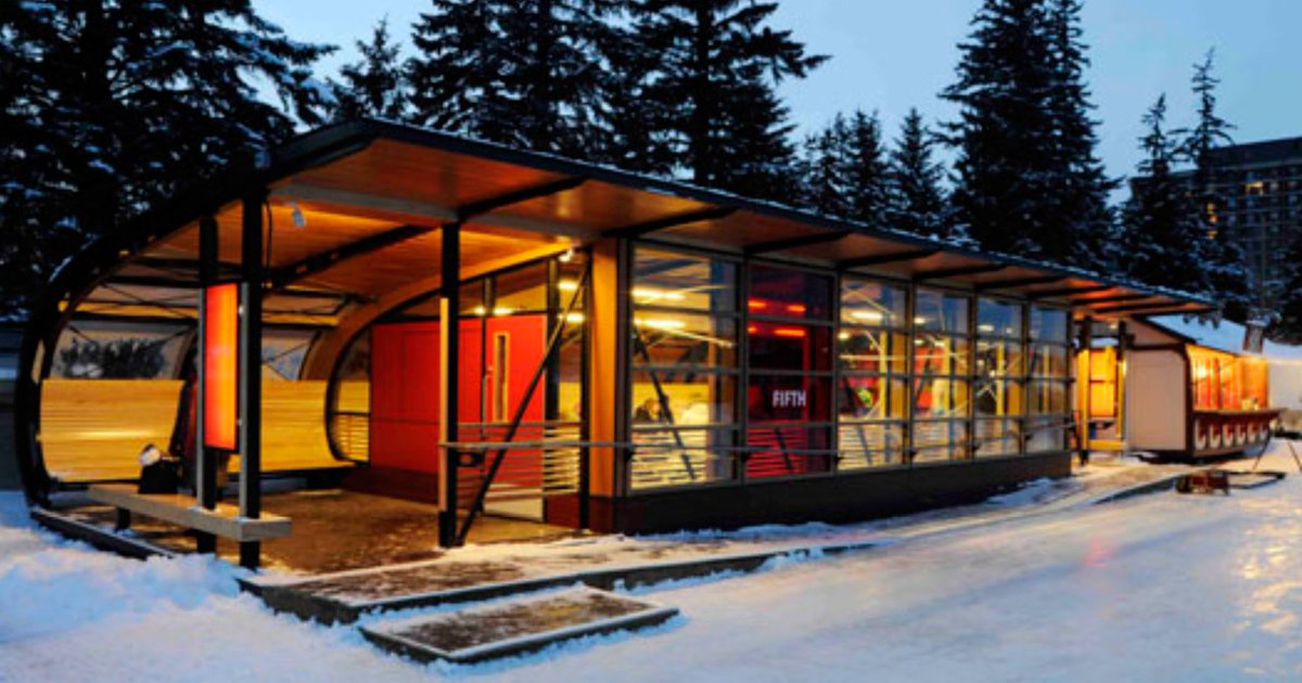 CBCOttawa's tweet photo. Rideau Canal Skateway shelters win international design award, says @NCC_CCN #ottnews https://t.co/6YWkVAokRf