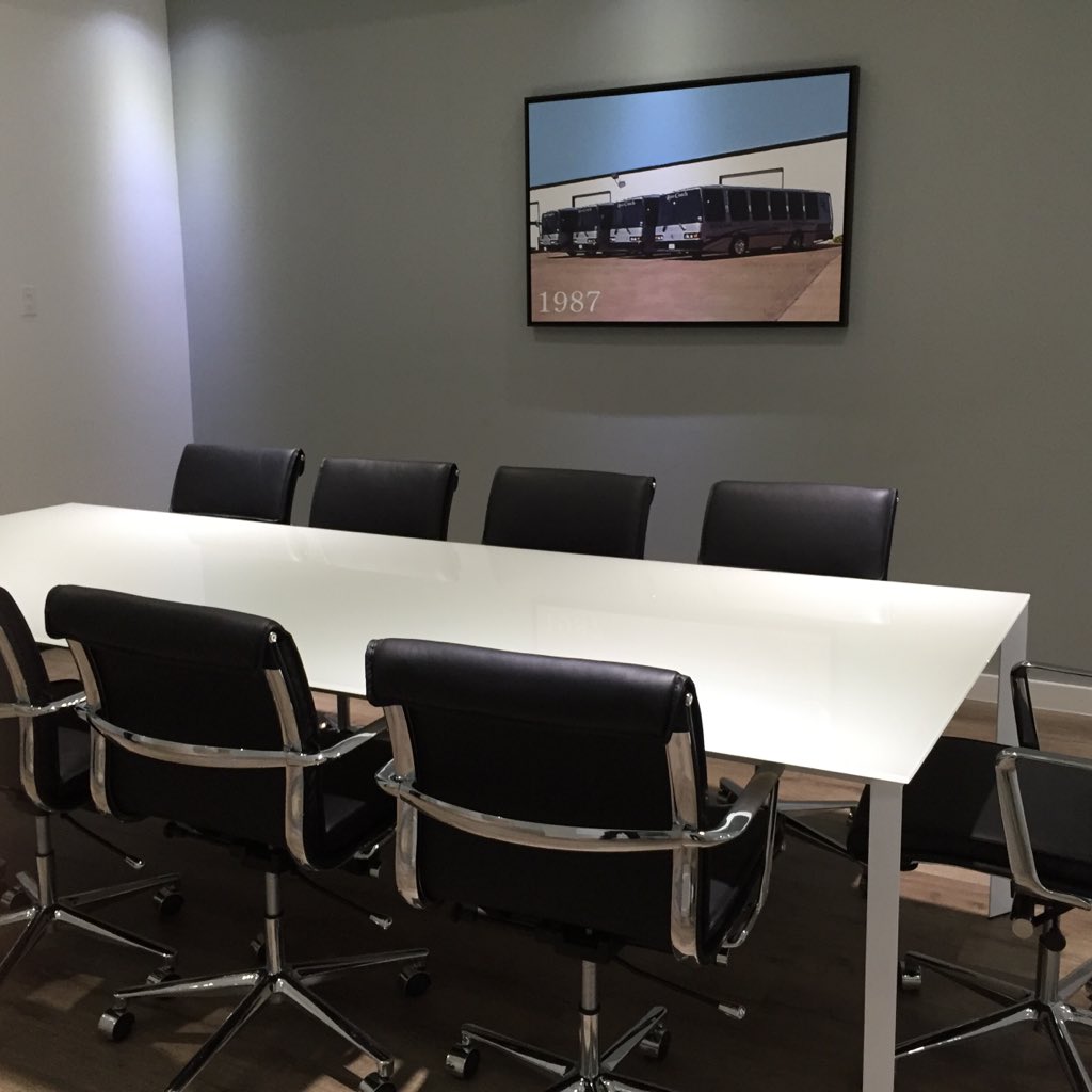 LimoSams's tweet photo. We are so happy, Finally got our conference table.  😀 https://t.co/55HVCXQ4wX