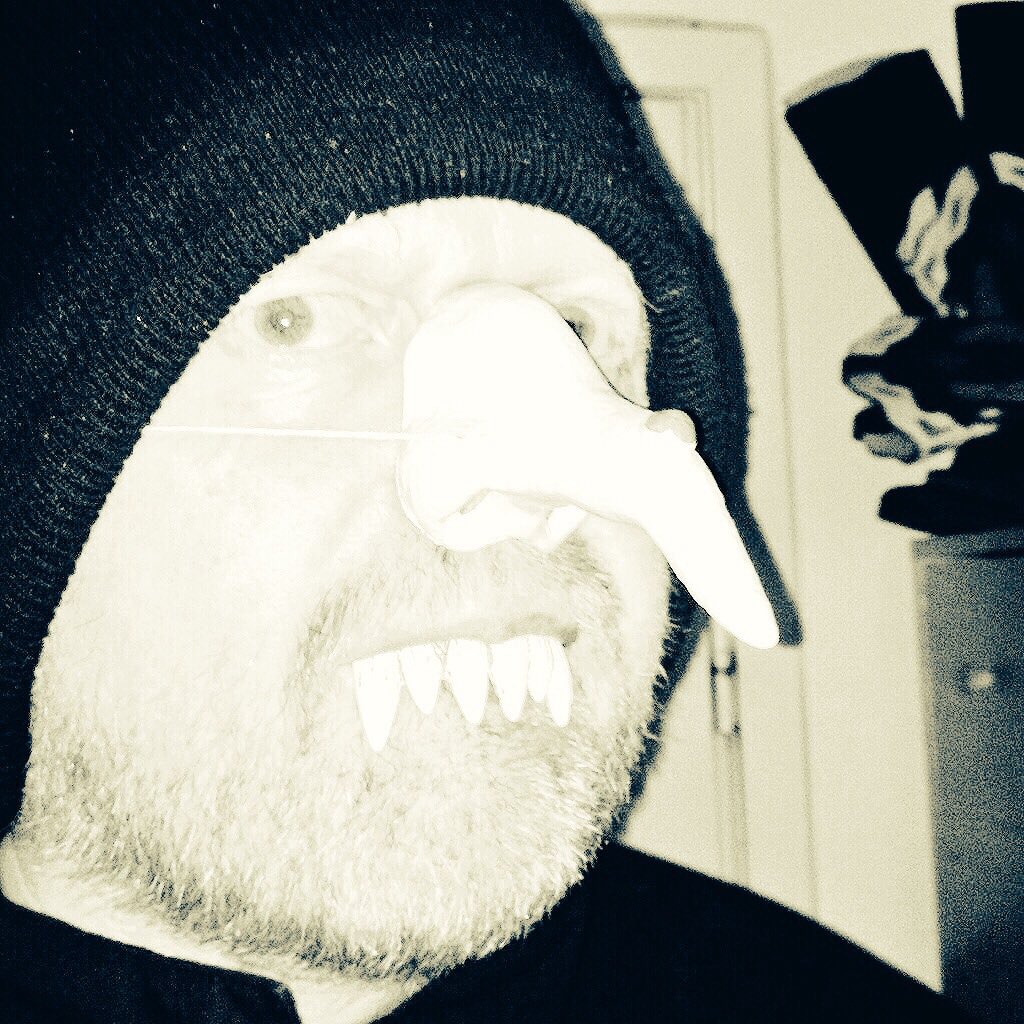 OyvindRein's tweet photo. ...vi som tror Halloviin er funnet opp av @nillenorge https://t.co/qp2M8Ecb8U
