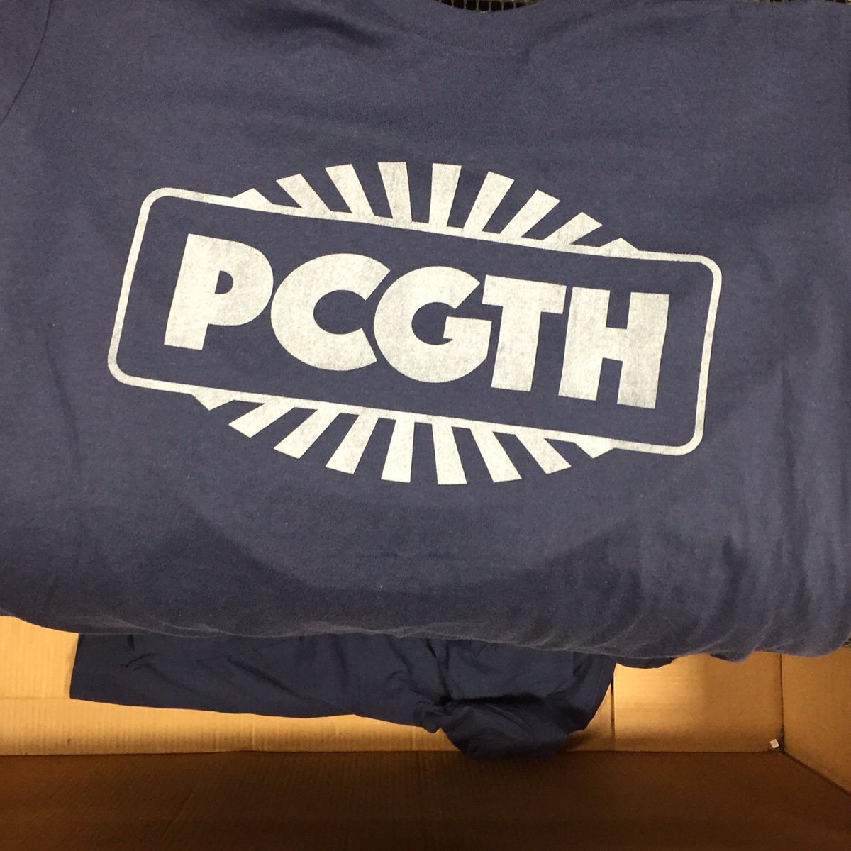 AmbientInks's tweet image. New @philcooksfeat shirt! Get yours online: philcookmusic.com/store/ #philcook #southlandmission