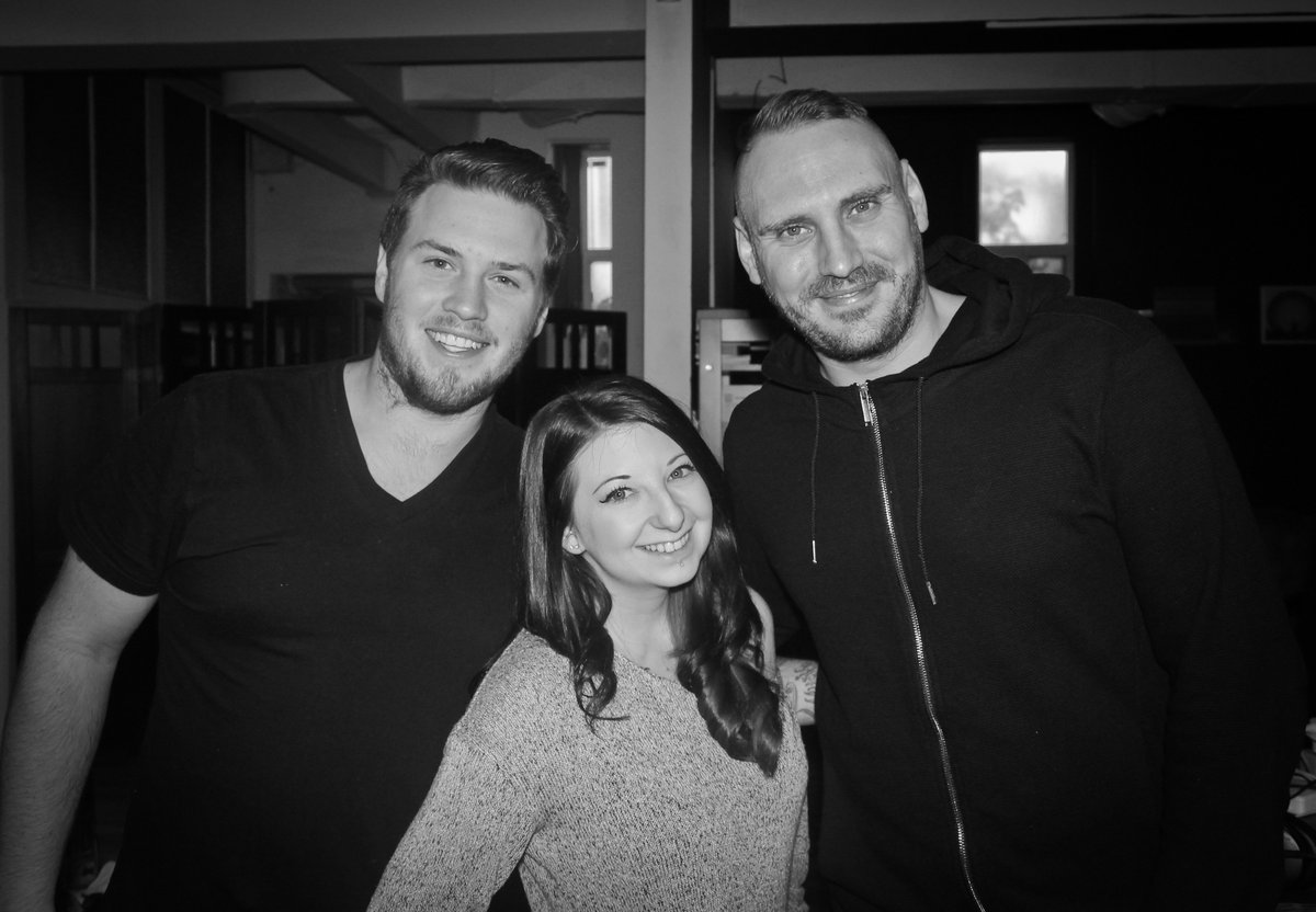 songwritersofCa's tweet photo. #SAC #SongWorks2015 writing camp in #Hamilton. Day 1 - Room#2 @stevanryanmusic @loraryan @iamdarts @FACTORCanada https://t.co/5nGkfUIpjc