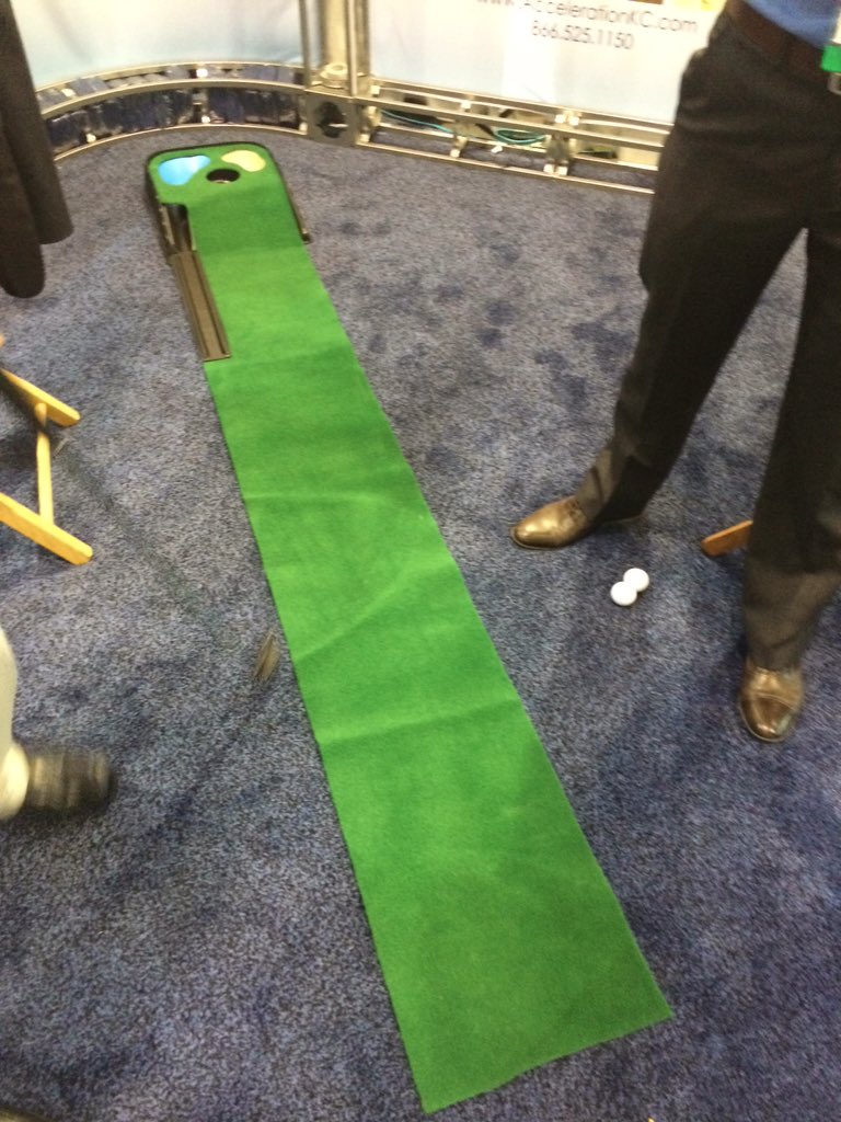 DrBahijjaRaimiA's tweet image. @AAPSComms had a brilliant time @accelerationkc thanks for the golf lesson! Finally made a putt! Booth 1554 👍👍⛳️