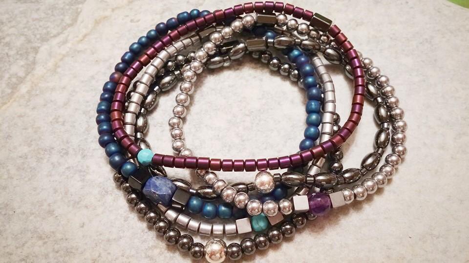 nikostsaousis65's tweet photo. #unisex_bracelets #made_by_nikos #hematite #semipreciousstones #silver_925 https://t.co/31NMV6Bs1w