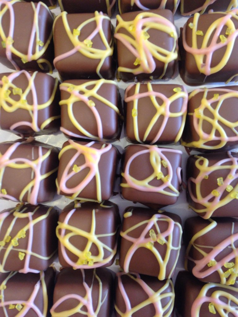 temptedby's tweet photo. New flavour this week - rhubarb and ginger - tastes delicious and looks fab ! https://t.co/7Btzu55HJk