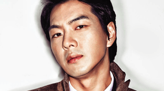 2waysbr's tweet photo. Song II Gook entra para C-JeS Entertainment https://t.co/3e5Ta1YMdP https://t.co/atHccGHm27